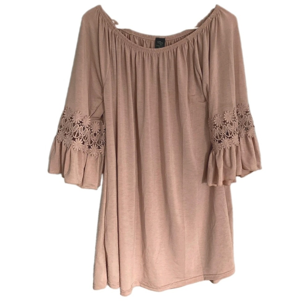 WinWin Shirt Women L-XL Pink Ruffle Bell Sleeve Off Shoulder Lace Boho Tunic NWT